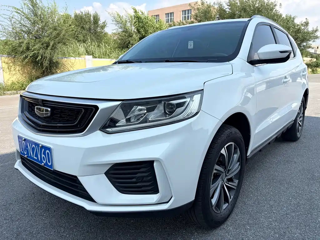 Geely Vision X6 2021 — фото 1
