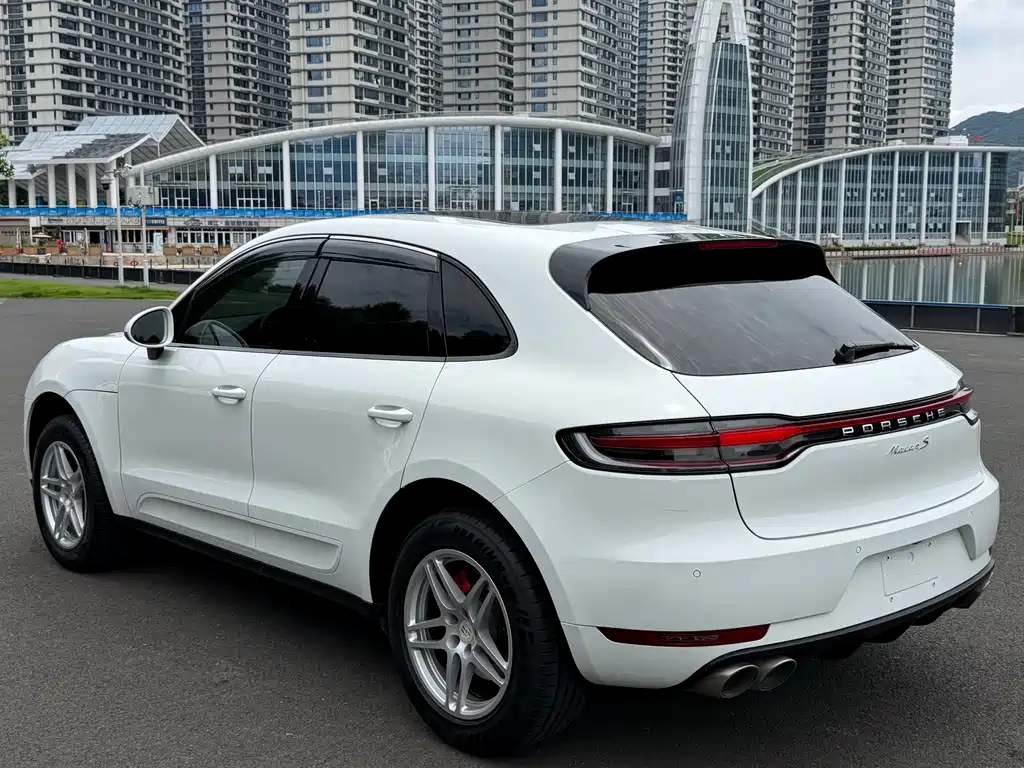Porsche Macan 2020 — фото 9
