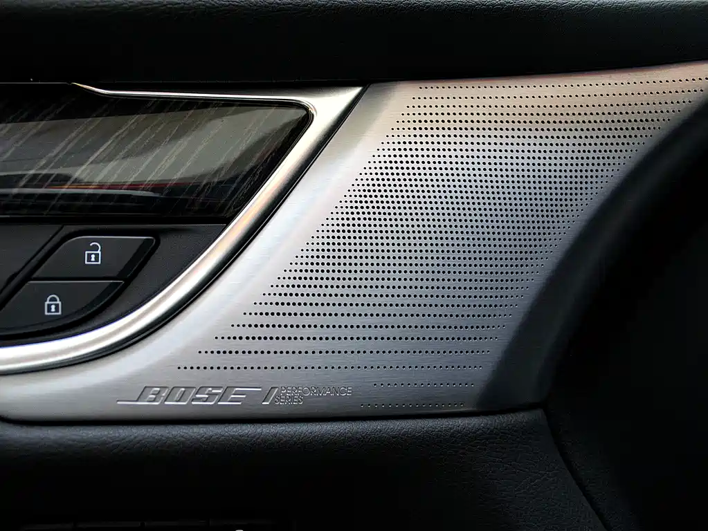 Cadillac XT6 2021 — фото 15