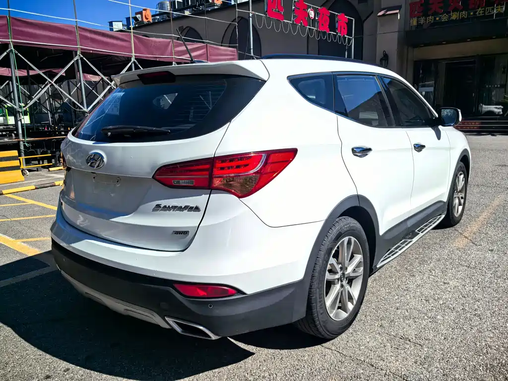 Hyundai Santa Fe 2015 — фото 5