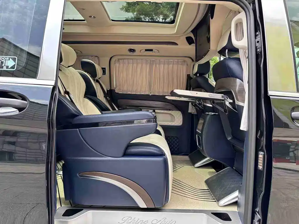 Mercedes-Benz Vito 2021 — фото 18