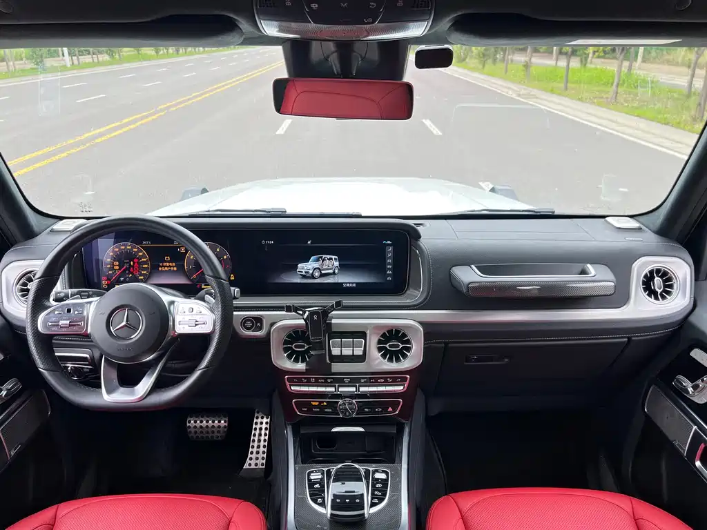 Mercedes-Benz G-Class 2022 — фото 10