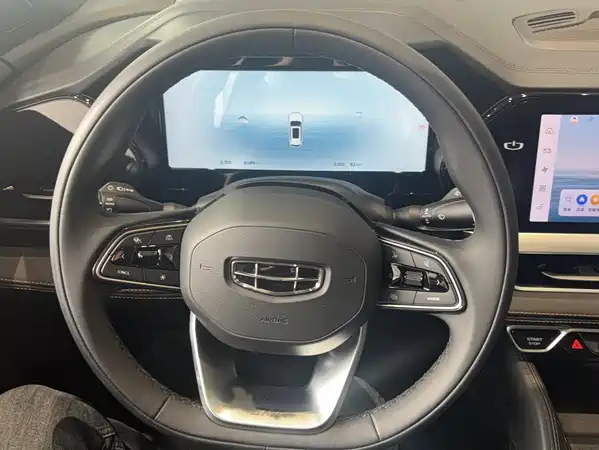 Geely Xingyue L 2024
