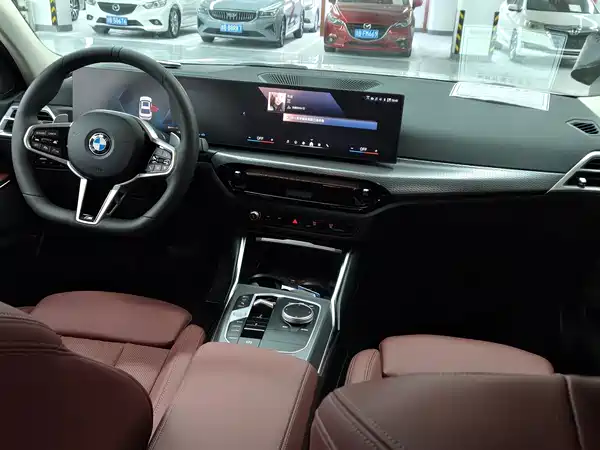 BMW 3 Series 2025