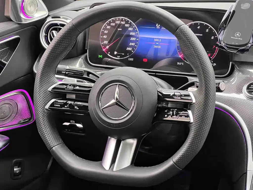 Mercedes-Benz C-Class 2024 — фото 20