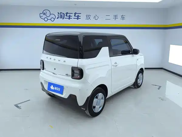 Geely Galaxy Panda 2023