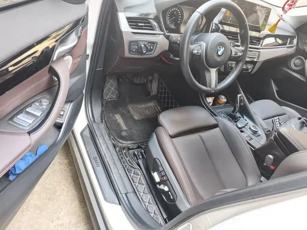 BMW X1 2022 — фото 12