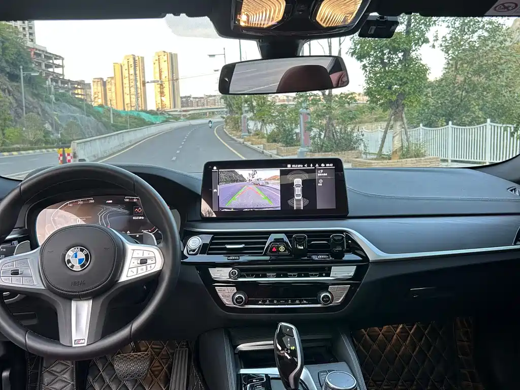 BMW 5 Series 2024