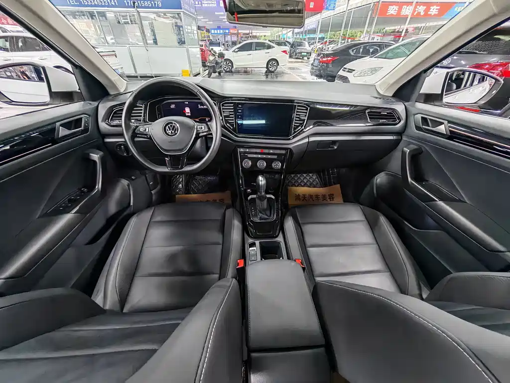 Volkswagen T-Roc 2022 — фото 10