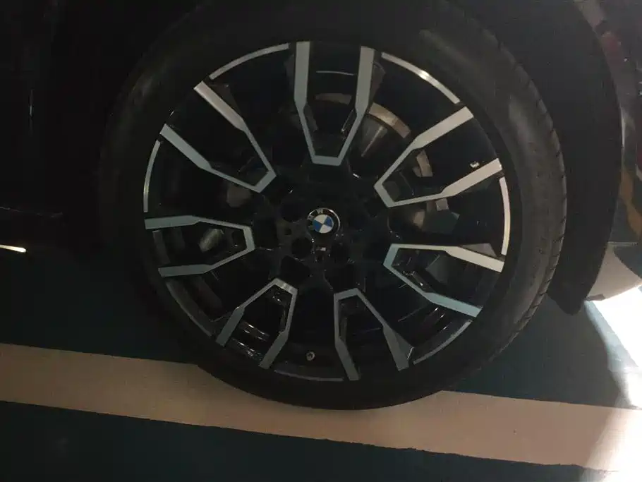 BMW X5 2024