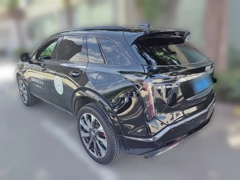 Cadillac XT5 2025 — фото 9