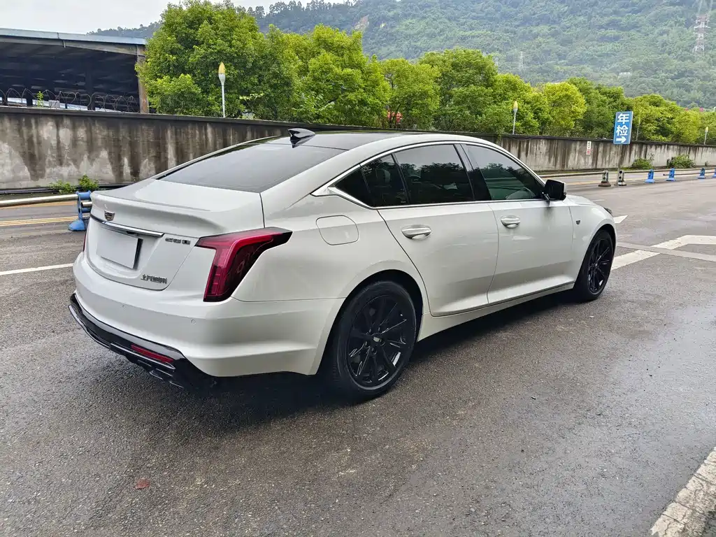 Cadillac CT5 2020 — фото 10