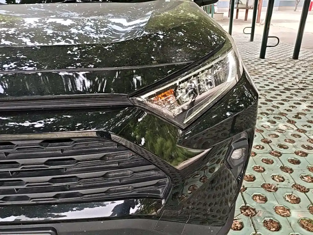 Toyota RAV4 2024 — фото 24