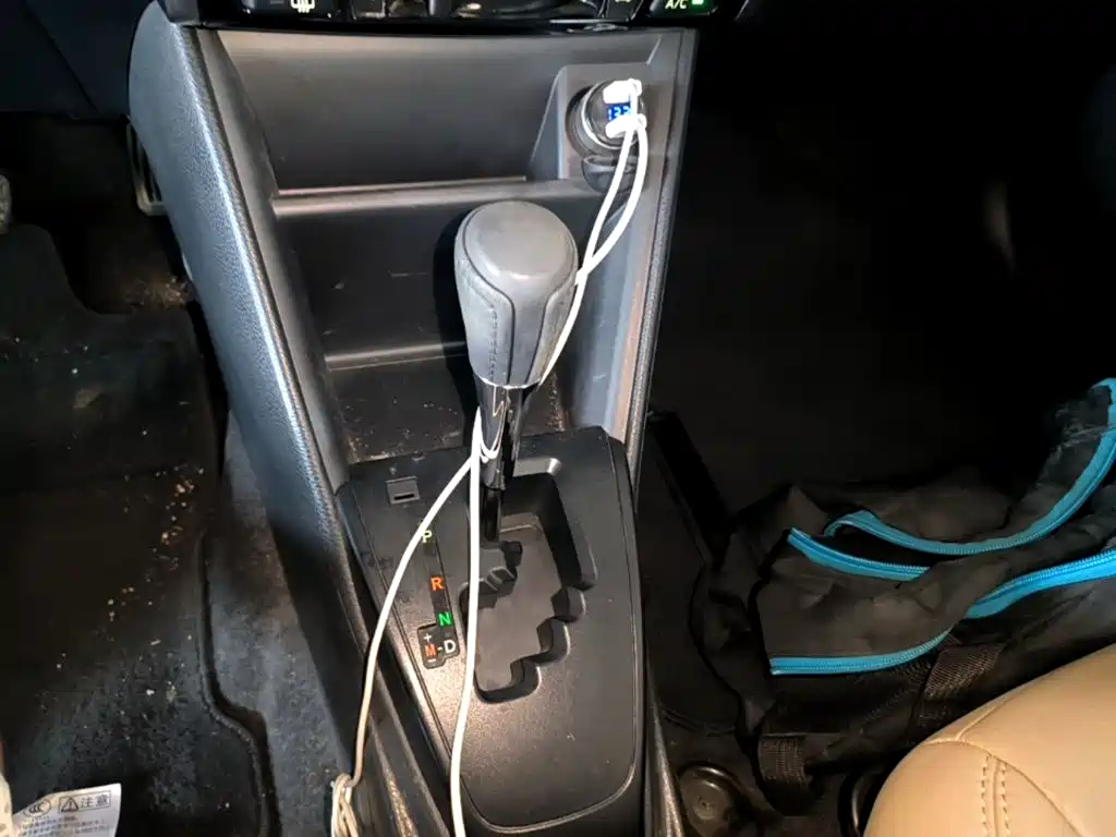 Toyota Yaris L 2019 — фото 14