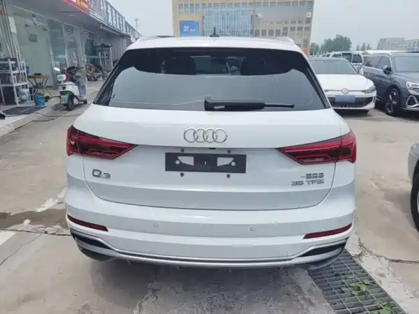 Audi Q3 2023