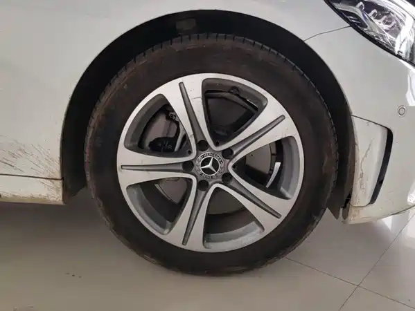 Mercedes-Benz C-Class 2019