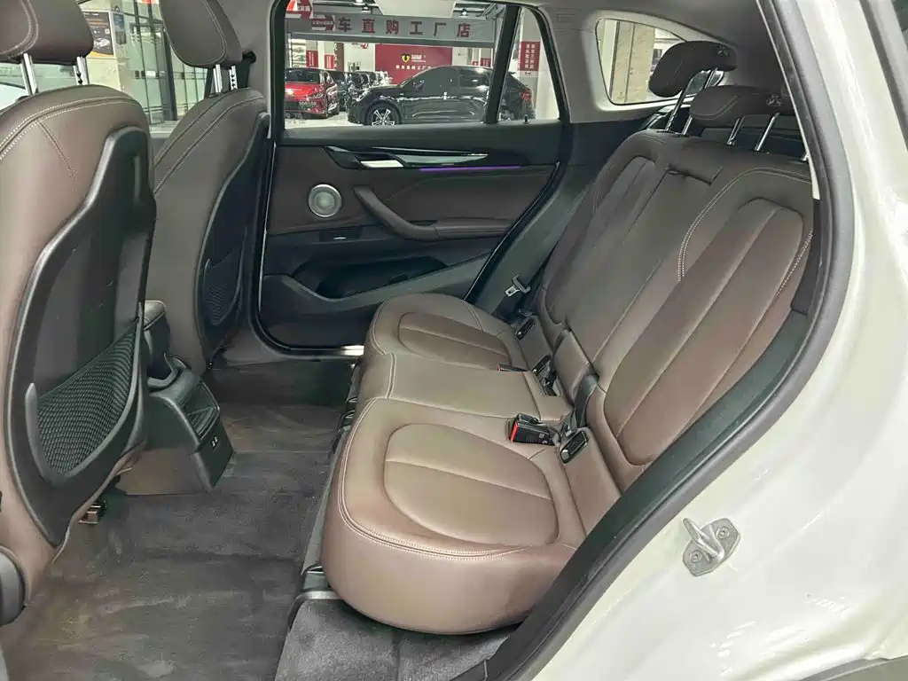 BMW X1 2022 — фото 15