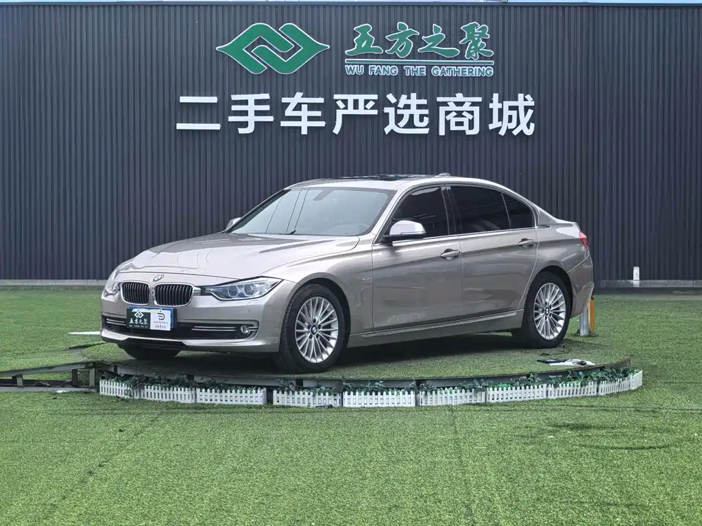 BMW 3 Series 2014 — фото 1