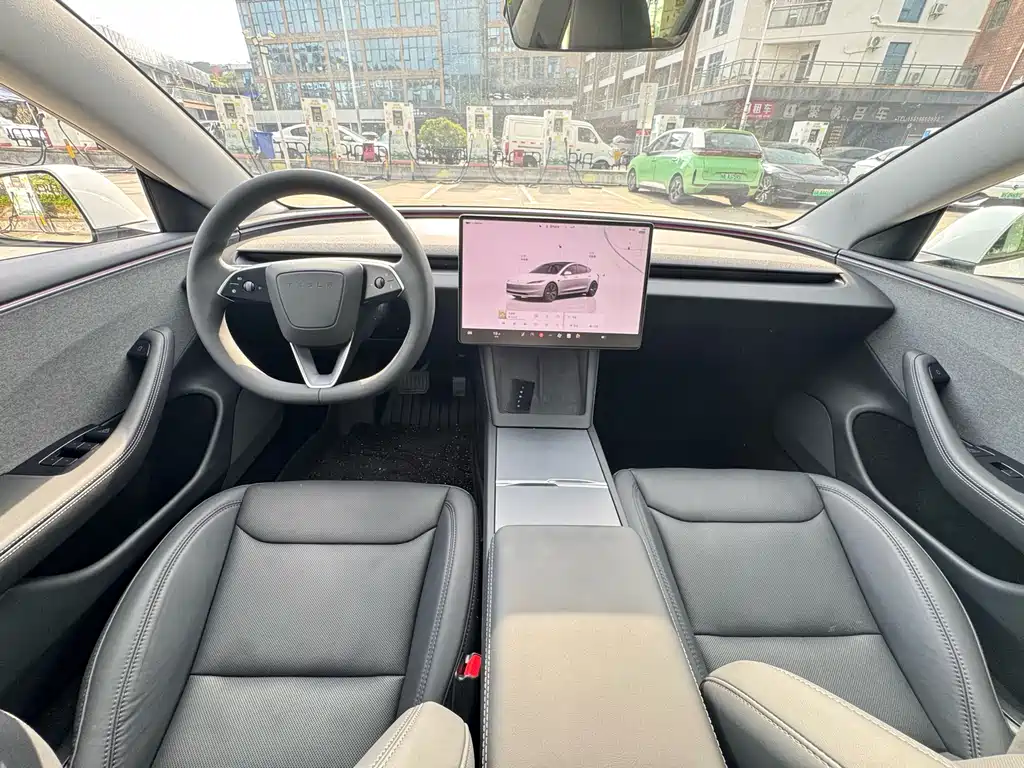 Tesla Model 3 2026