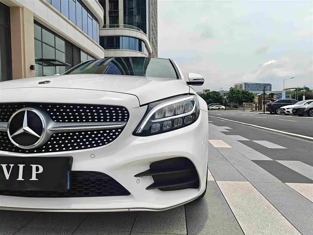 Mercedes-Benz C-Class 2021