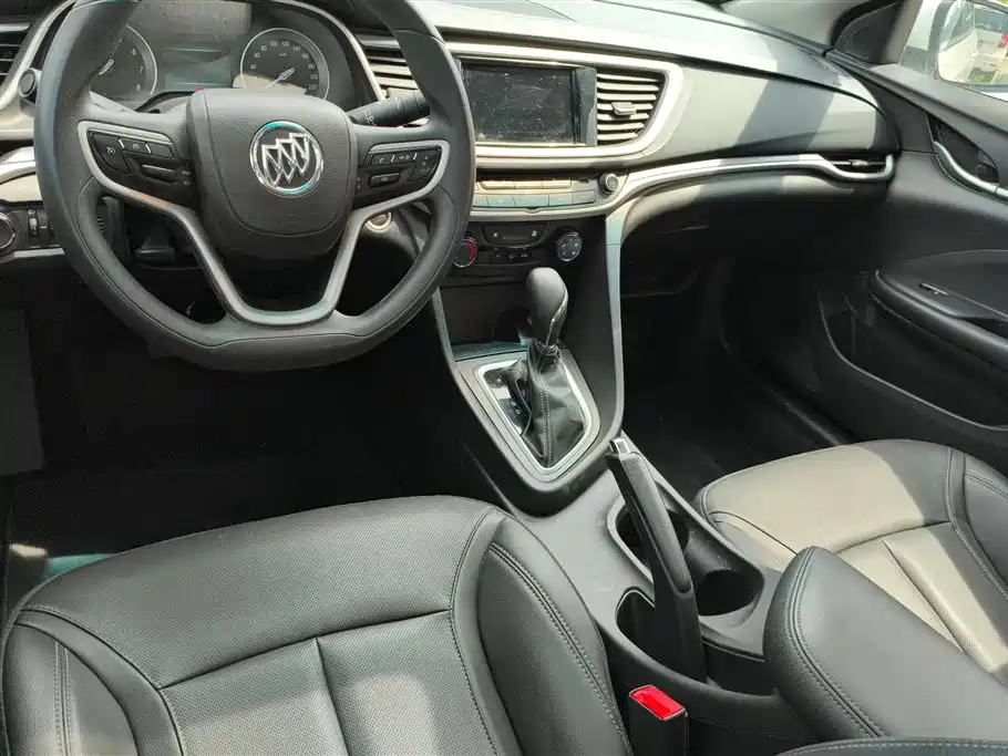 Buick Excelle 2022 — фото 12