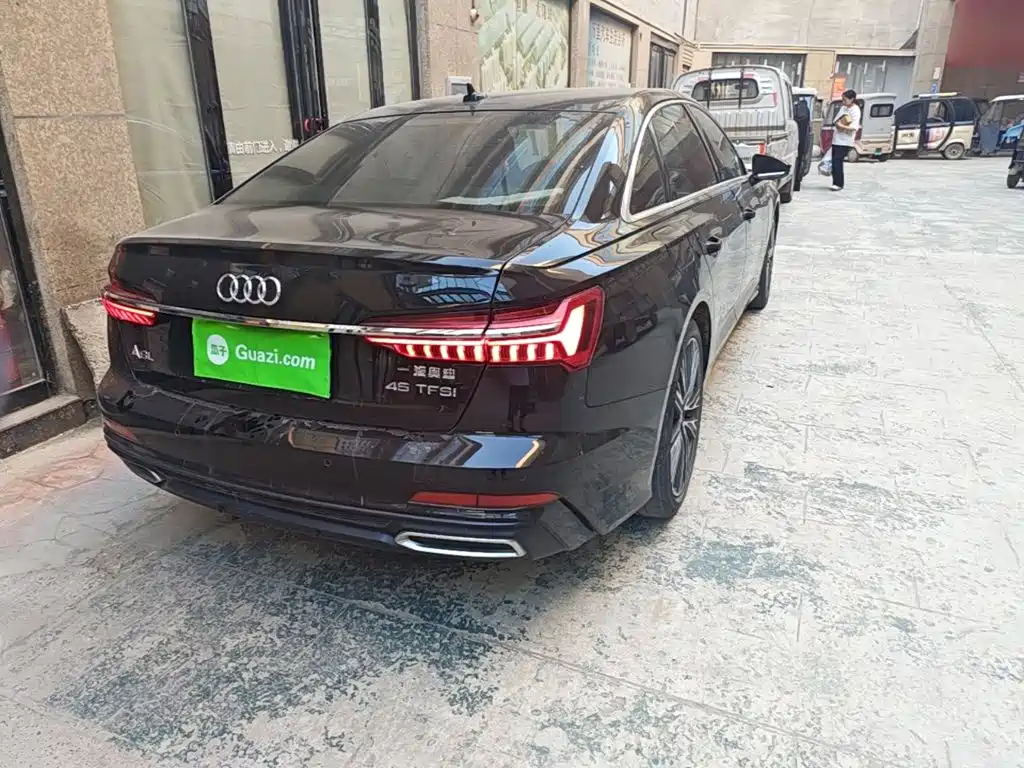 Audi A6L 2021