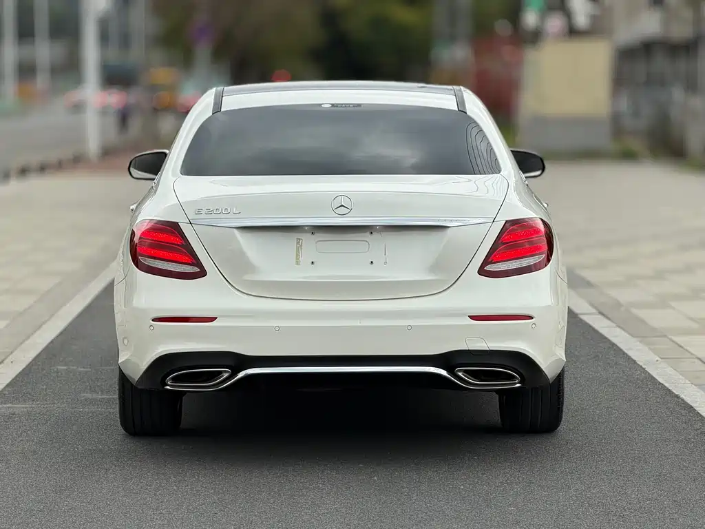 Mercedes-Benz E-Class 2018 — фото 4