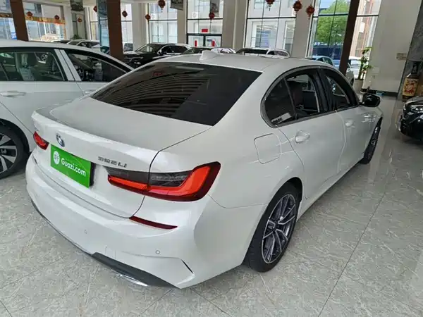 BMW 3 Series 2022