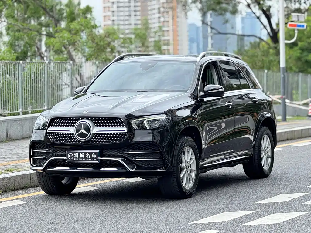 Mercedes-Benz GLE 2021 — фото 1