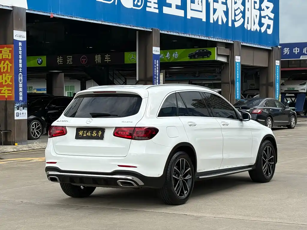 Mercedes-Benz GLC 2020 — фото 17