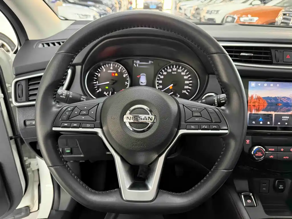 Nissan Qashqai 2023 — фото 12