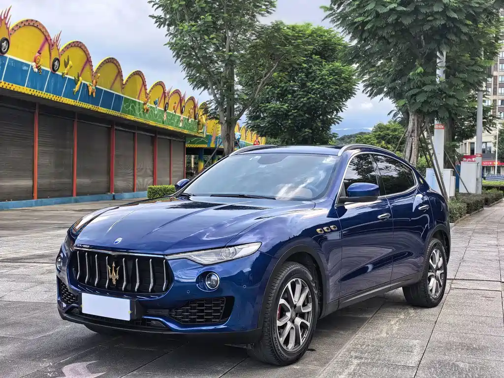 Maserati Levante 2017 — фото 1
