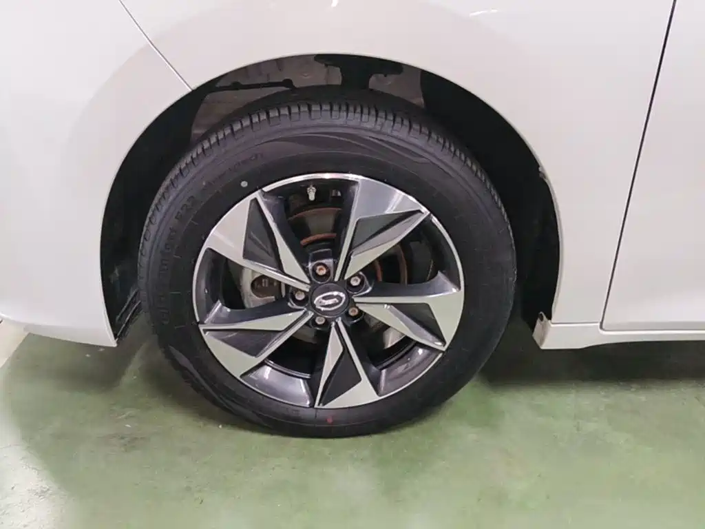 GAC Motor Trumpchi M6 2023 — фото 23