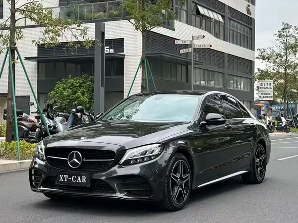 Mercedes-Benz C-Class 2021
