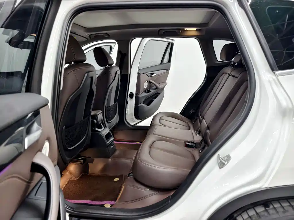 BMW X1 2022 — фото 13