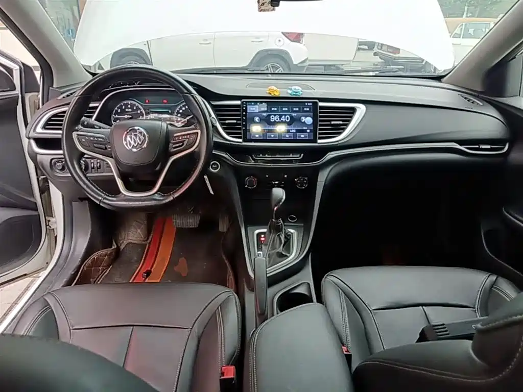Buick Excelle 2018 — фото 10