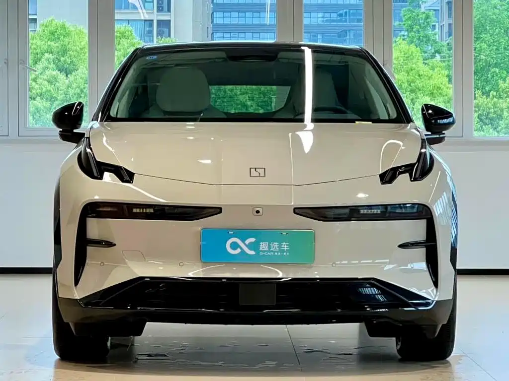 Zeekr X 2024