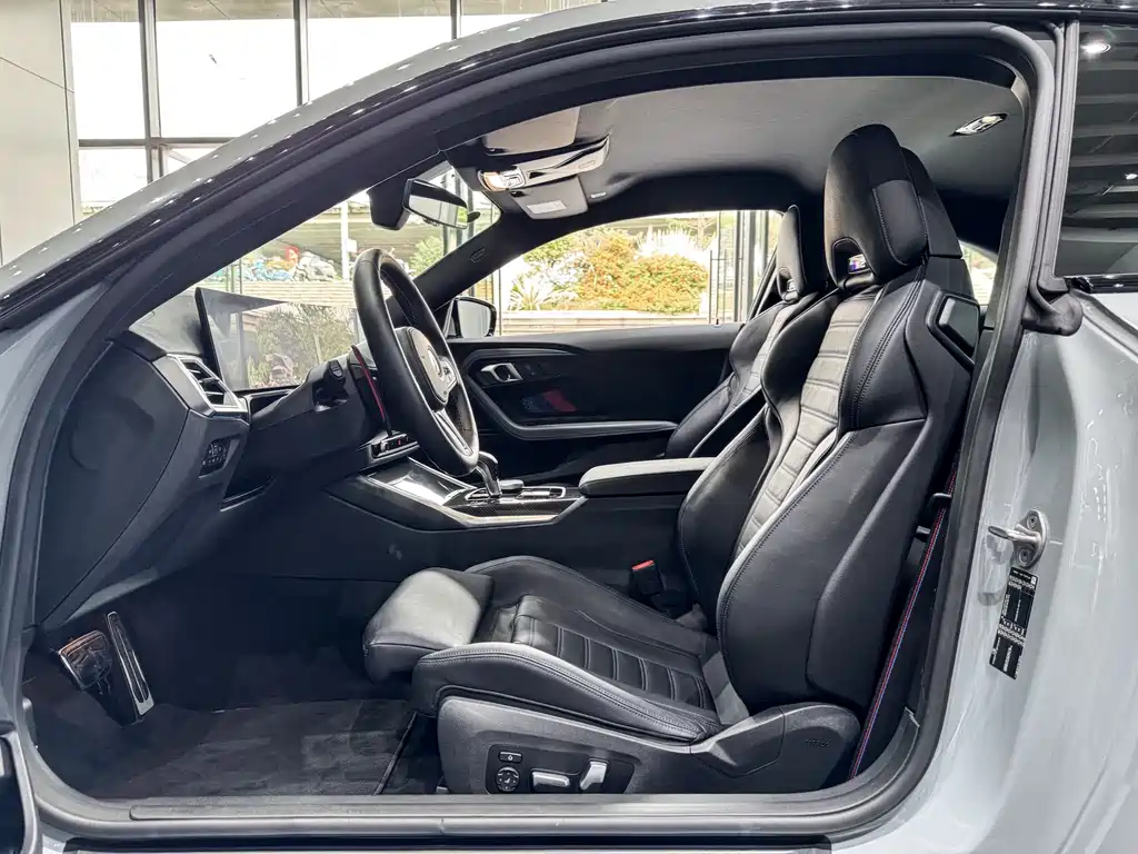 BMW M2 2025