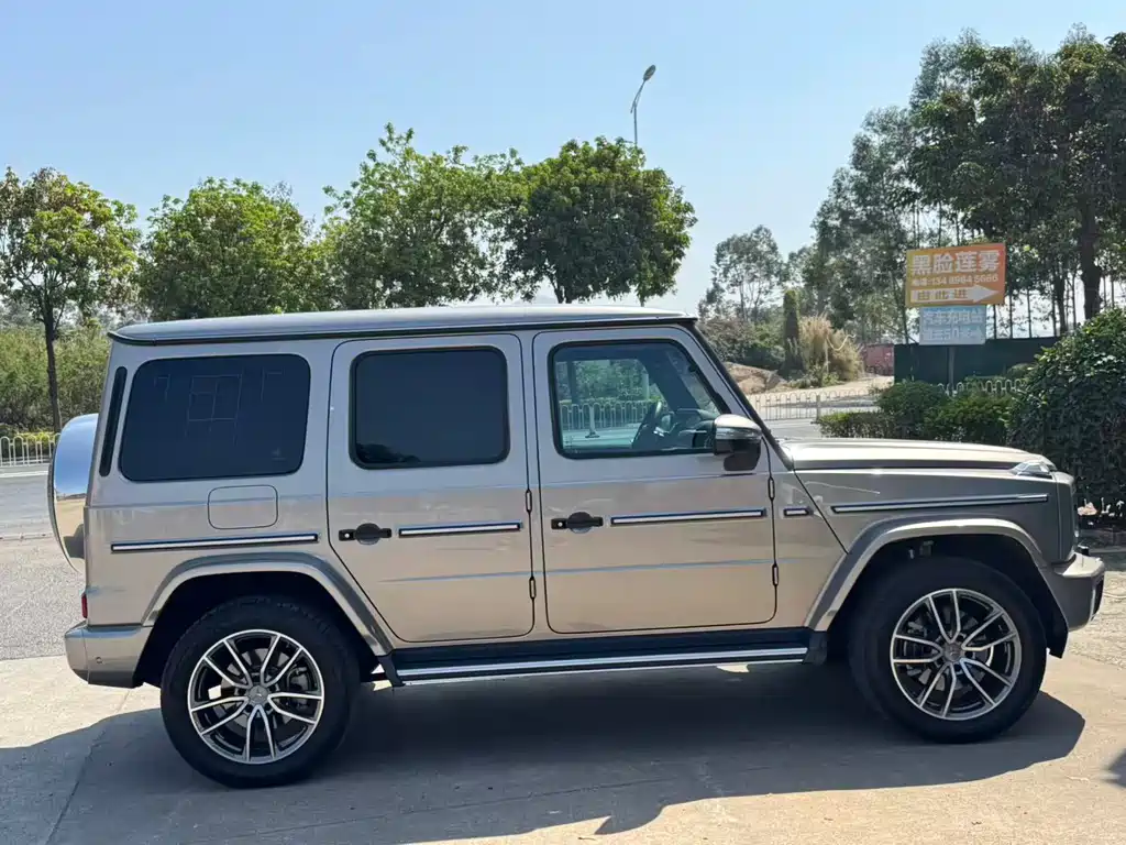 Mercedes-Benz G-Class 2025 — фото 13