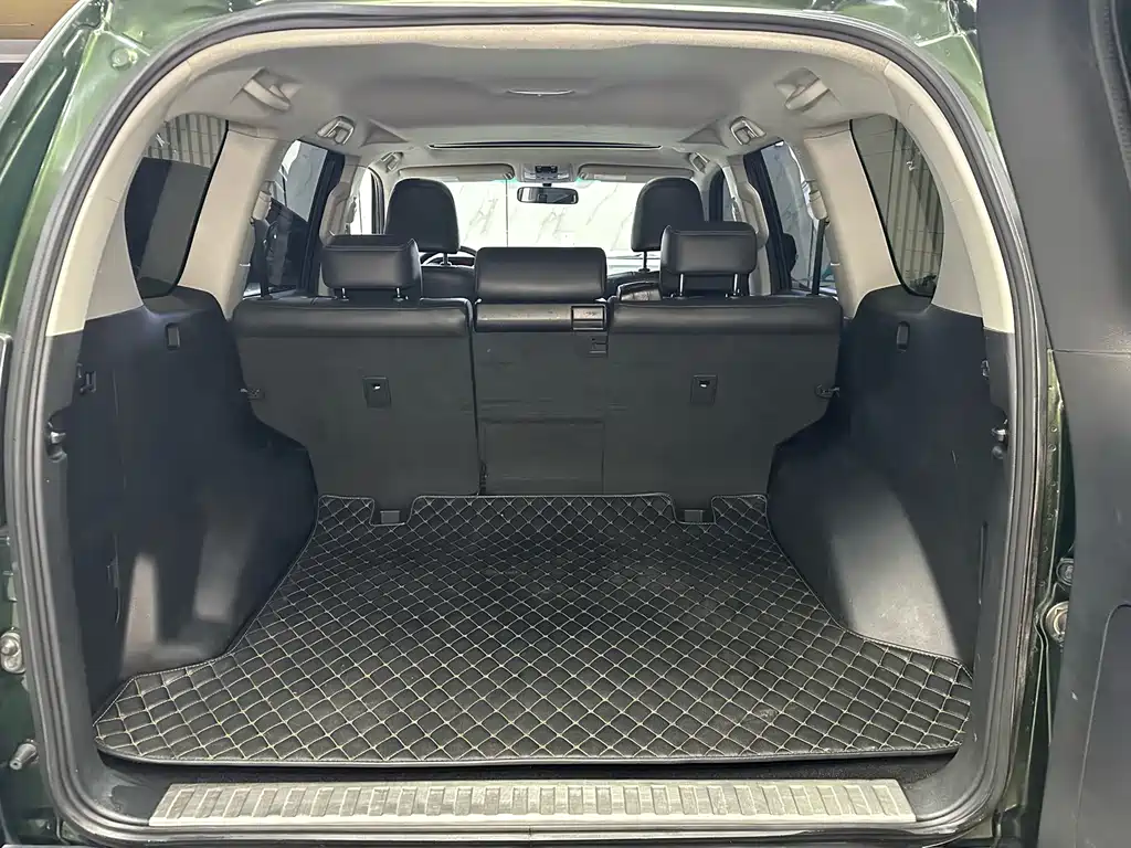 Toyota Prado 2017 — фото 16