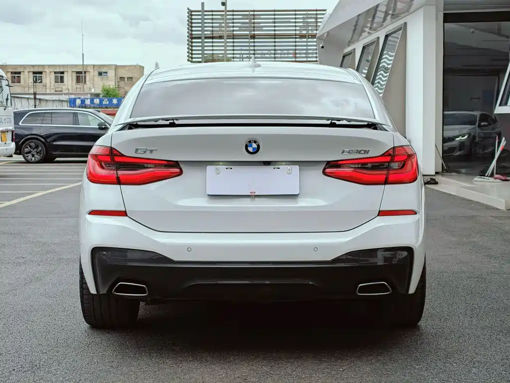BMW 6 Series GT 2023 — фото 3