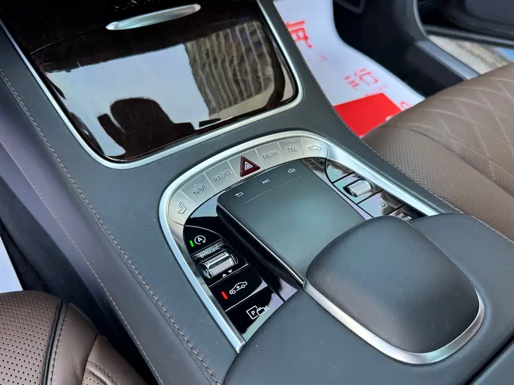 Mercedes-Benz Maybach S-Class 2018 — фото 17