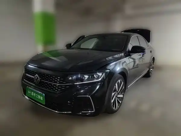 Volkswagen Passat 2022