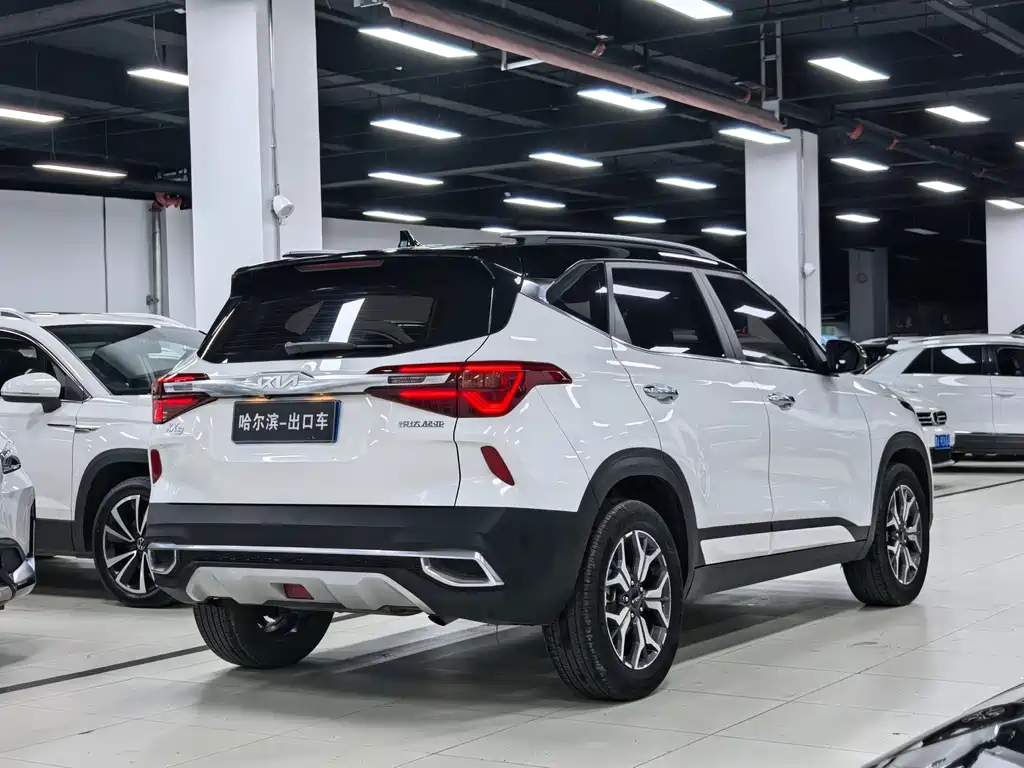 Kia KX3 2023 — фото 23