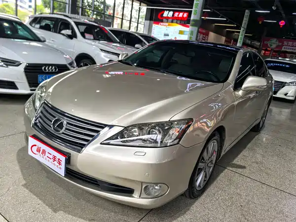 Lexus ES 2011