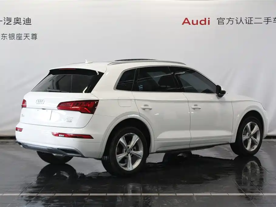 Audi Q5L 2019