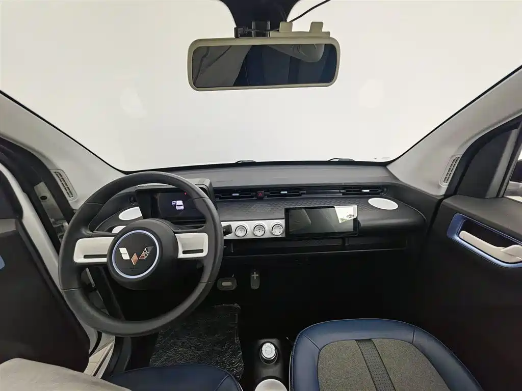 Wuling MINIEV 2023