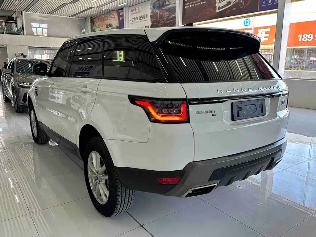 Land Rover Sport 2019 — фото 5