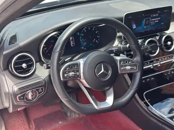 Mercedes-Benz C-Class 2020