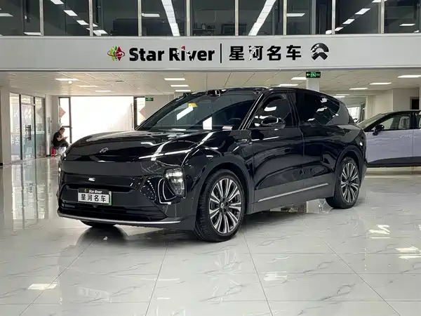 NIO ES8 2023